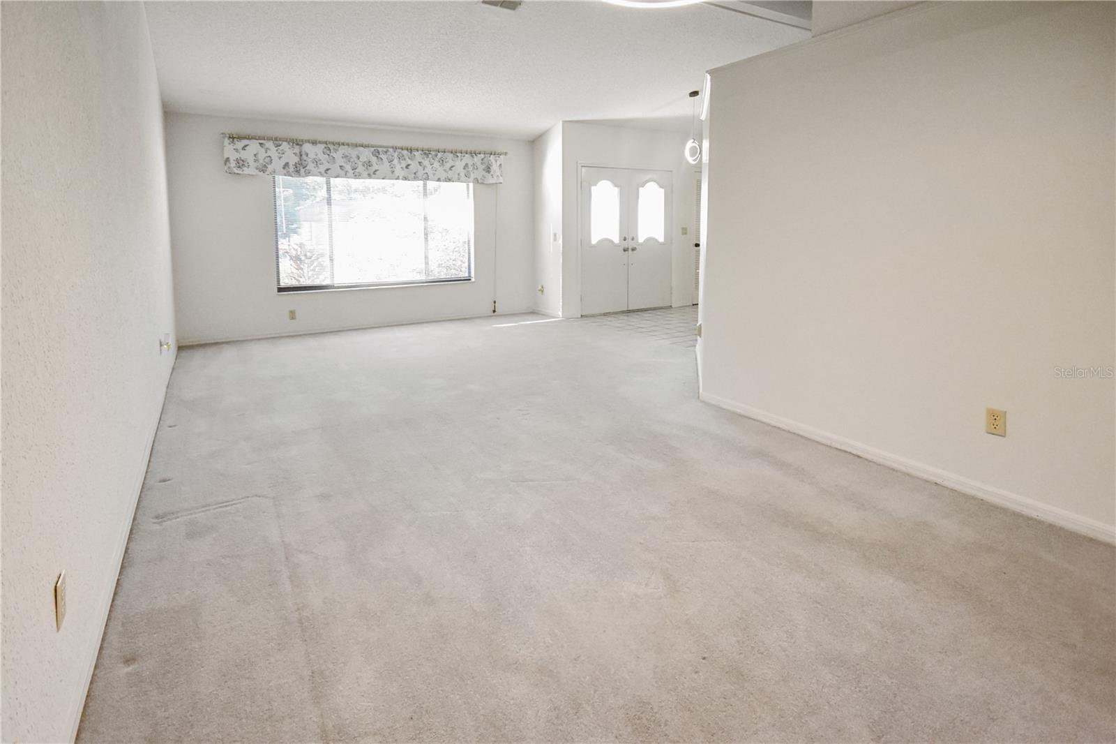 Image 6 of 36 For 8143 Wooden Drive