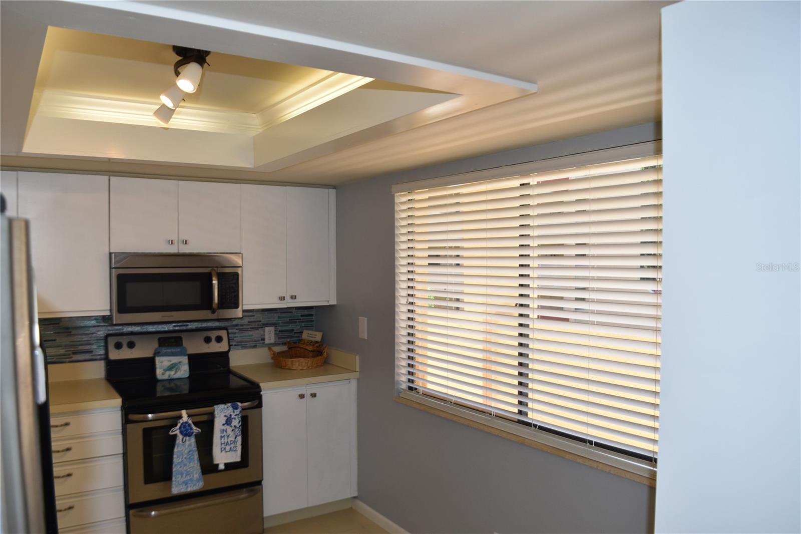 Image 38 of 59 For 3062 Eastland Boulevard D206