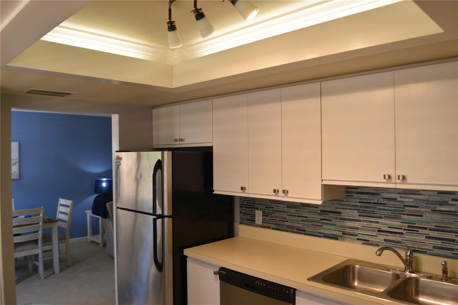 Image 41 of 59 For 3062 Eastland Boulevard D206