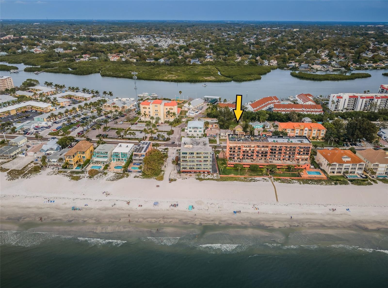 Image 3 of 11 For 19229 Gulf Boulevard