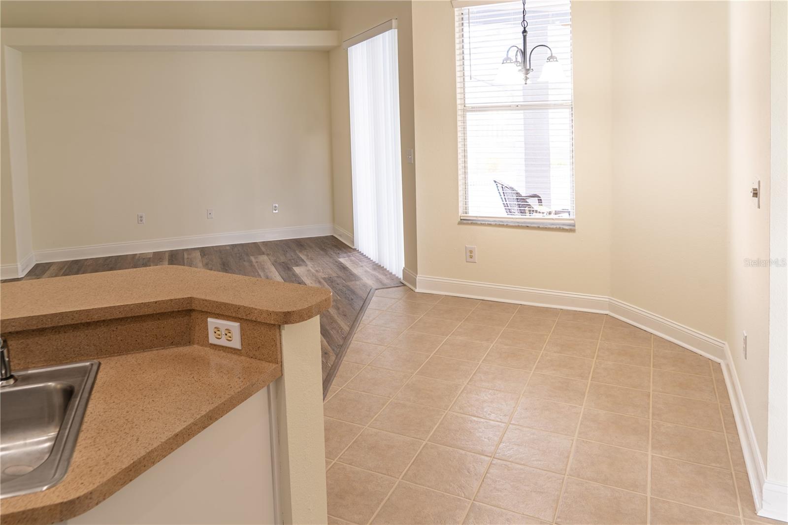 Image 31 of 60 For 9301 Sunnyoak Drive