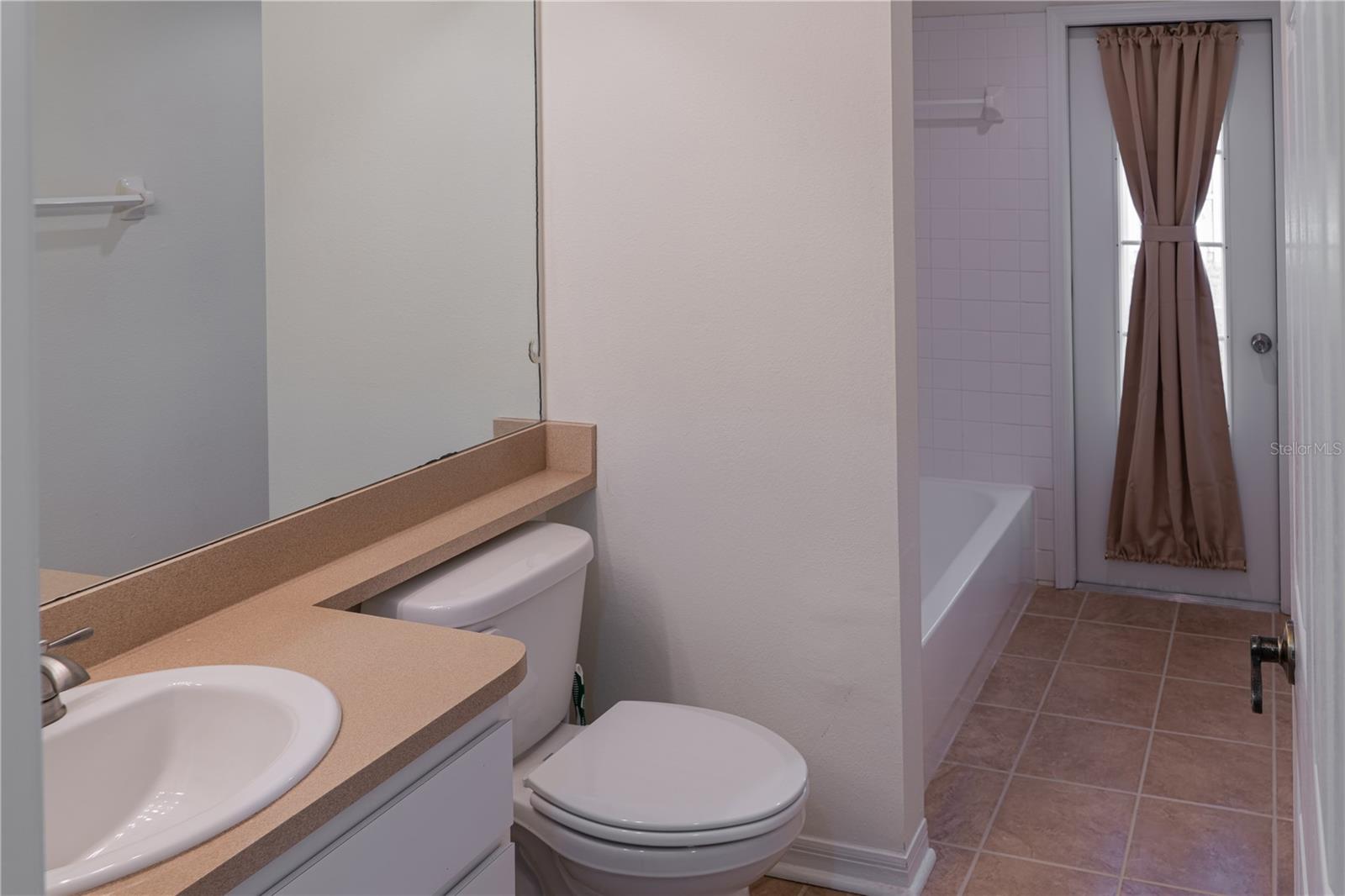 Image 36 of 60 For 9301 Sunnyoak Drive