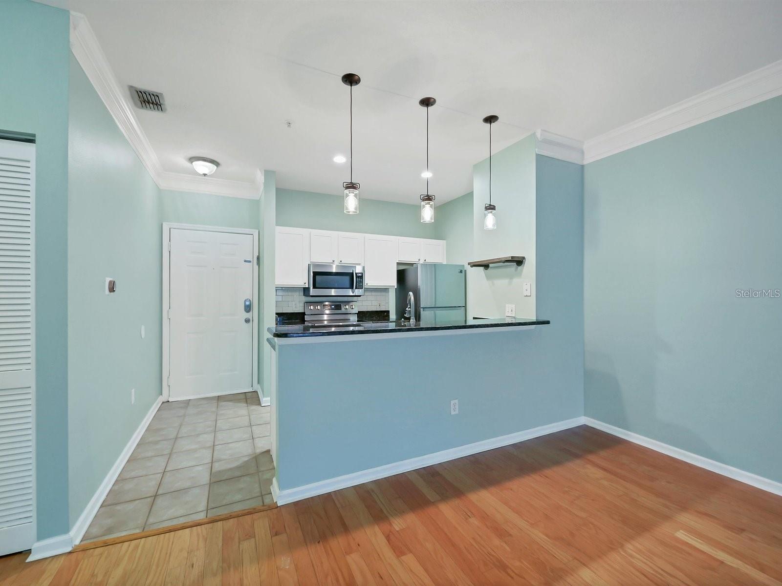 Image 4 of 50 For 4207 Dale Mabry Highway 9309