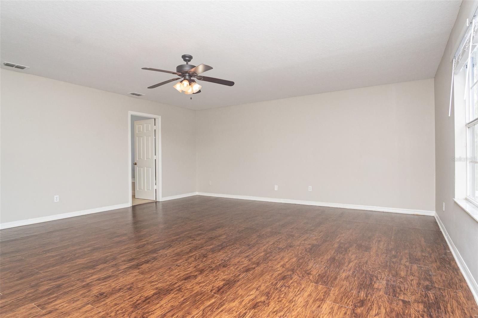 Image 23 of 30 For 762 Sterling Spring Road