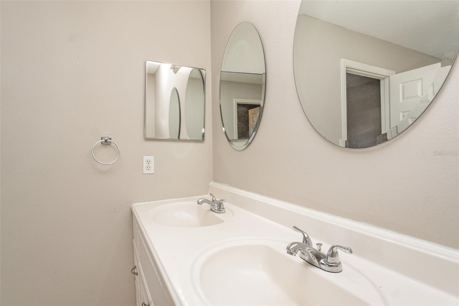 Image 25 of 30 For 762 Sterling Spring Road