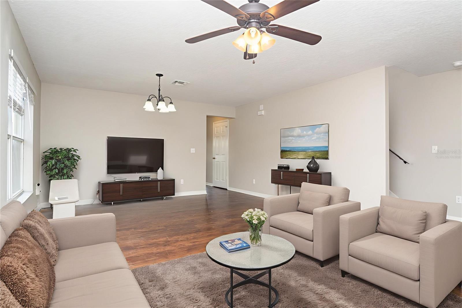 Image 4 of 30 For 762 Sterling Spring Road