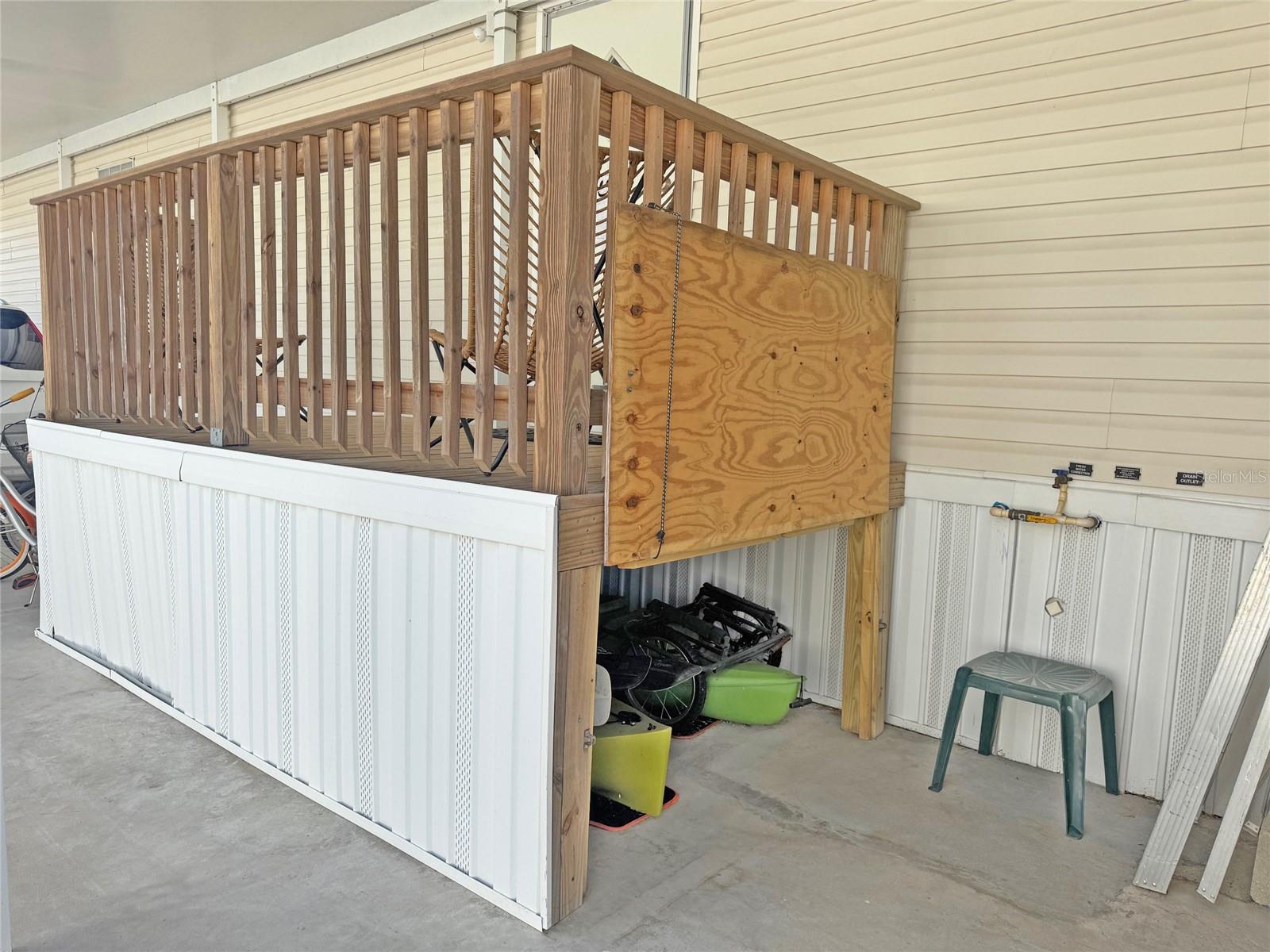 Image 29 of 38 For 10101 Burnt Store Road 118