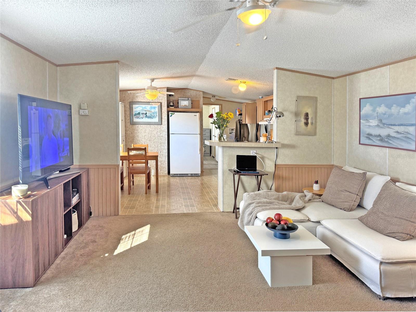 Image 5 of 38 For 10101 Burnt Store Road 118