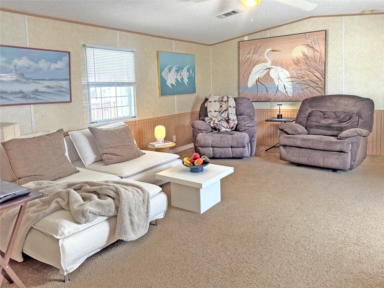 Image 6 of 38 For 10101 Burnt Store Road 118