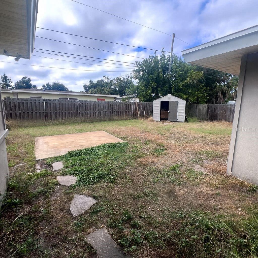 Image 23 of 31 For 1832 Greenhill Drive