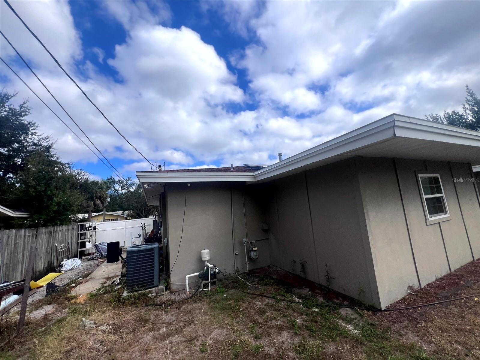 Image 28 of 31 For 1832 Greenhill Drive