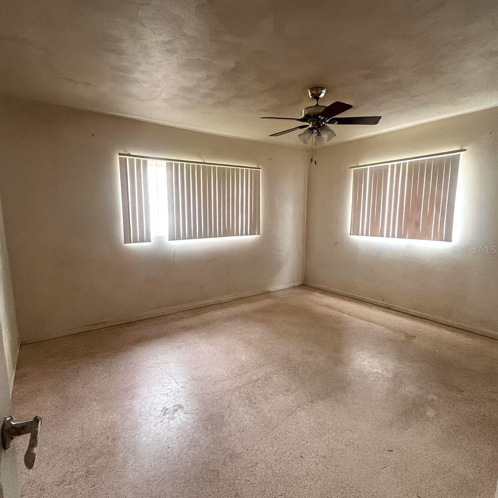 Image 9 of 31 For 1832 Greenhill Drive