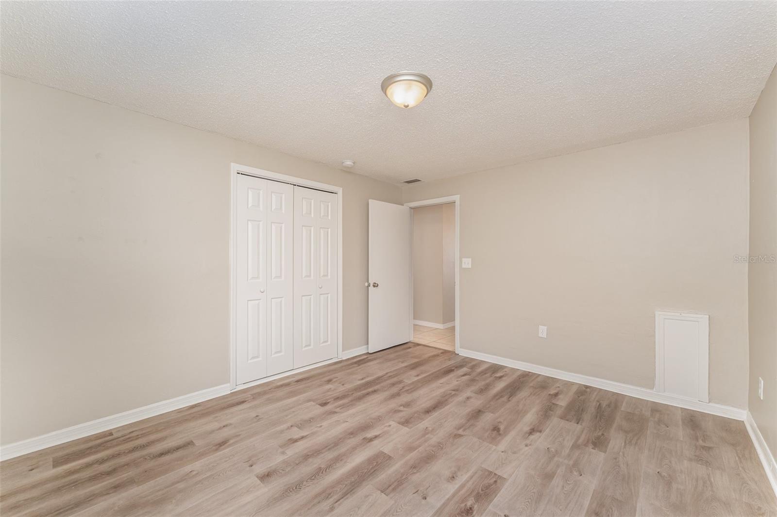 Image 11 of 23 For 938 Golden Rule Court S