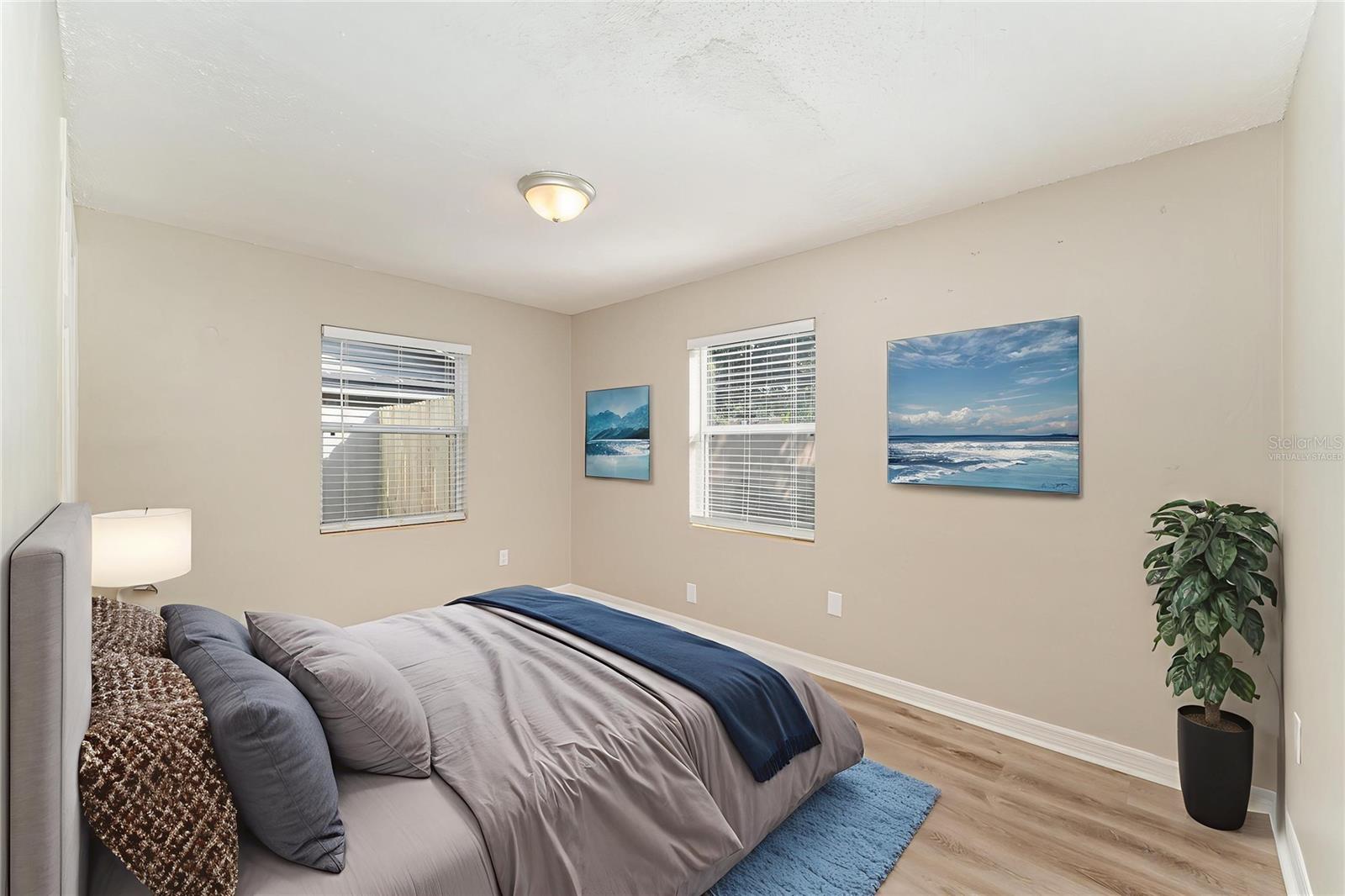 Image 12 of 23 For 938 Golden Rule Court S