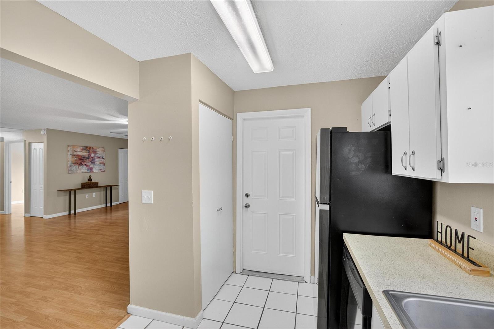 Image 13 of 44 For 221 Faithway Drive