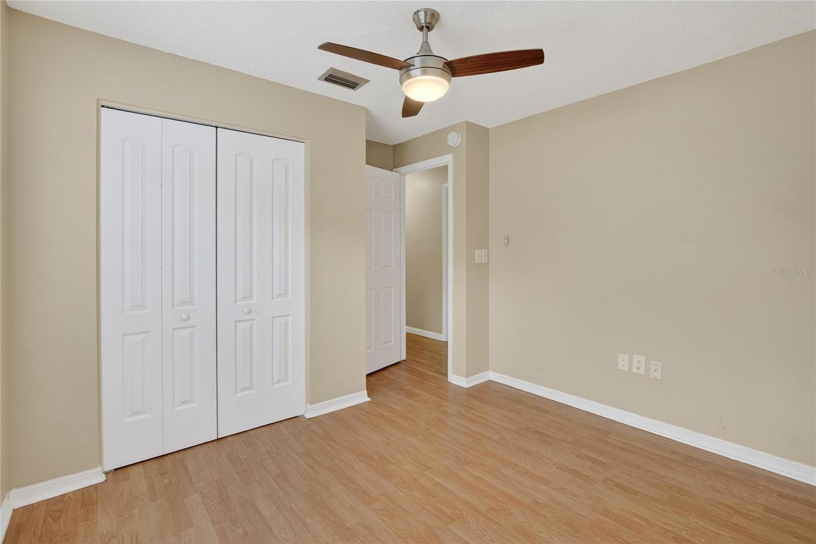 Image 23 of 44 For 221 Faithway Drive