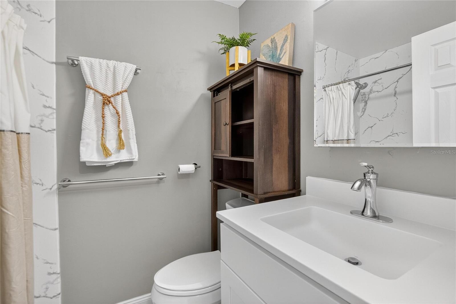 Image 24 of 44 For 221 Faithway Drive