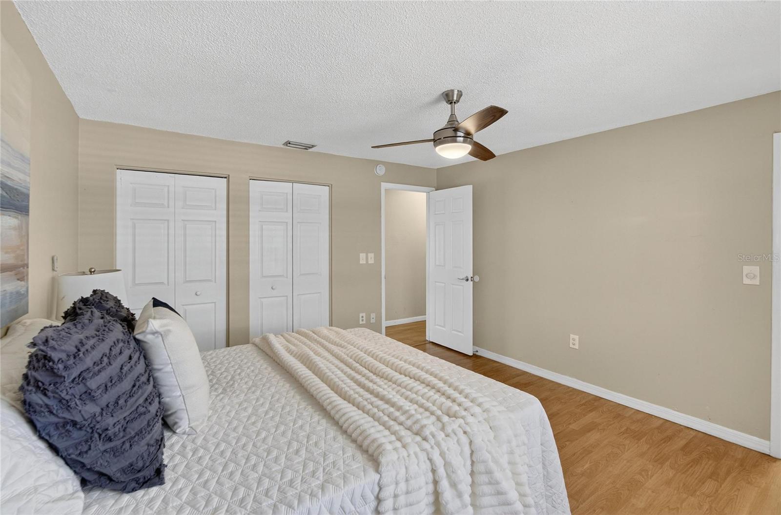 Image 29 of 44 For 221 Faithway Drive