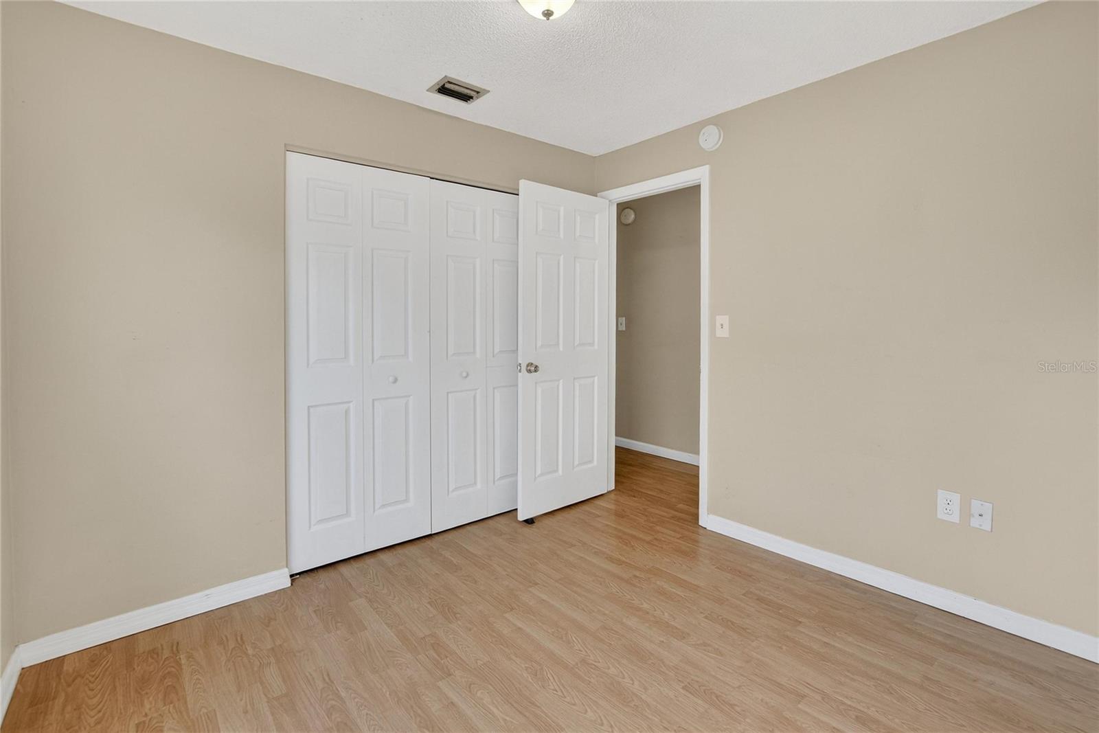 Image 35 of 44 For 221 Faithway Drive