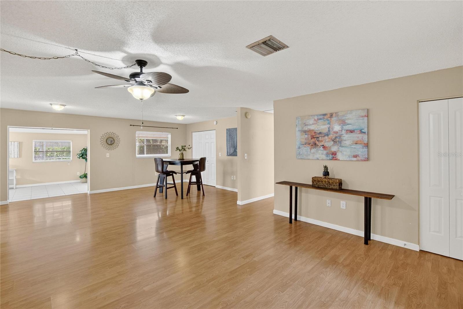 Image 8 of 44 For 221 Faithway Drive