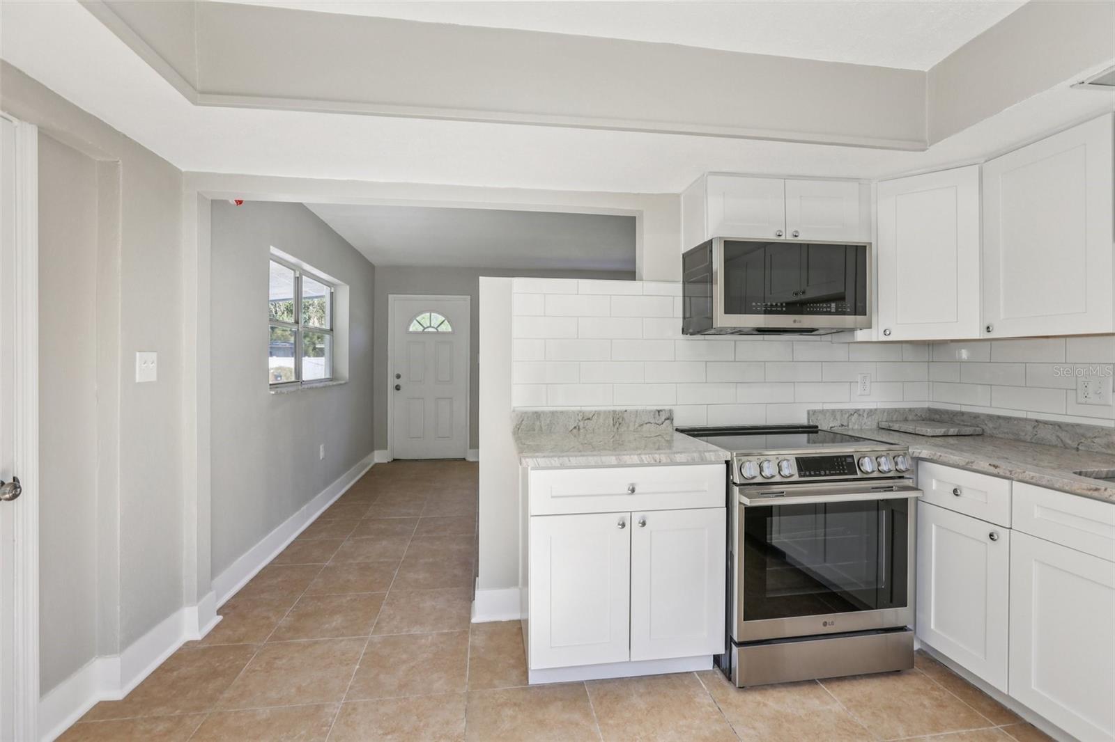 Image 13 of 40 For 7243 Royal Palm Drive