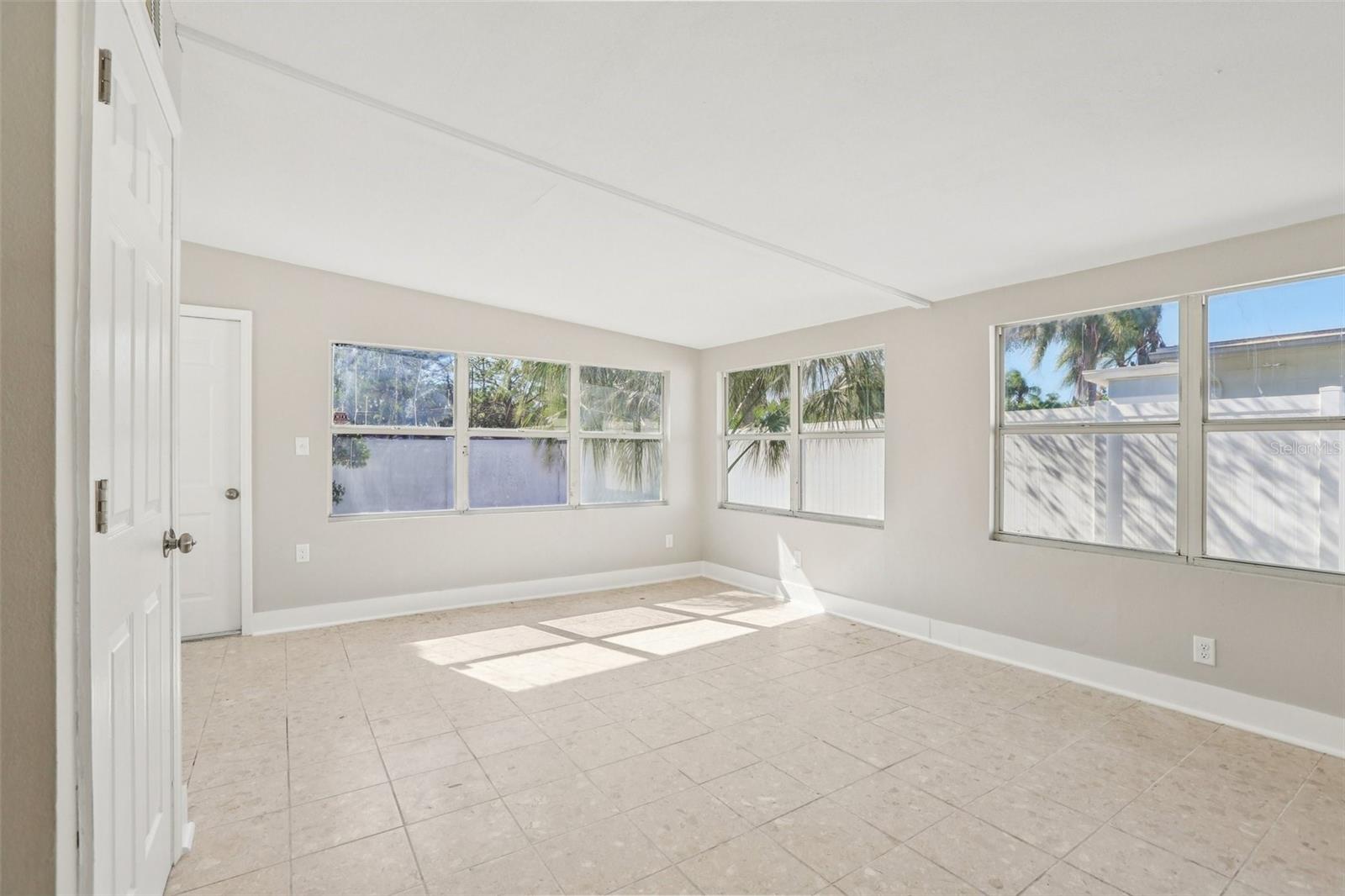 Image 24 of 40 For 7243 Royal Palm Drive