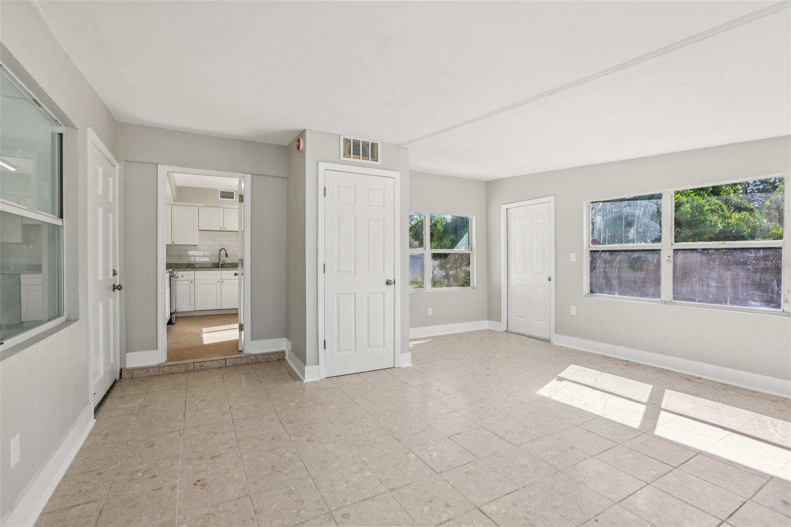 Image 26 of 40 For 7243 Royal Palm Drive