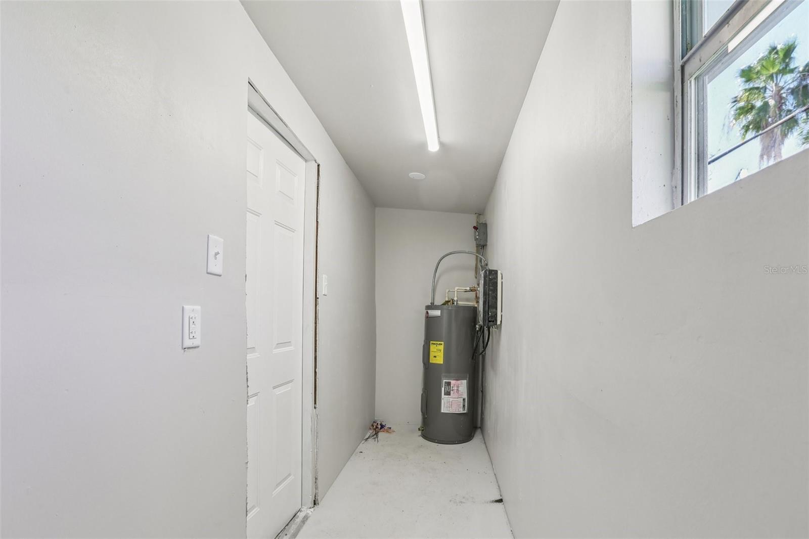 Image 28 of 40 For 7243 Royal Palm Drive