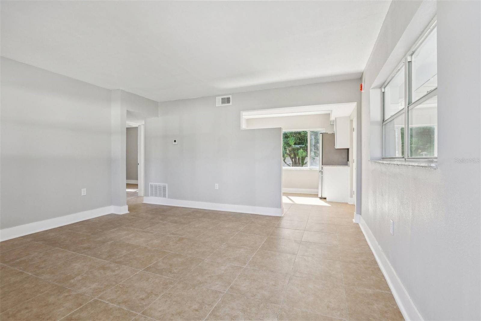 Image 7 of 40 For 7243 Royal Palm Drive