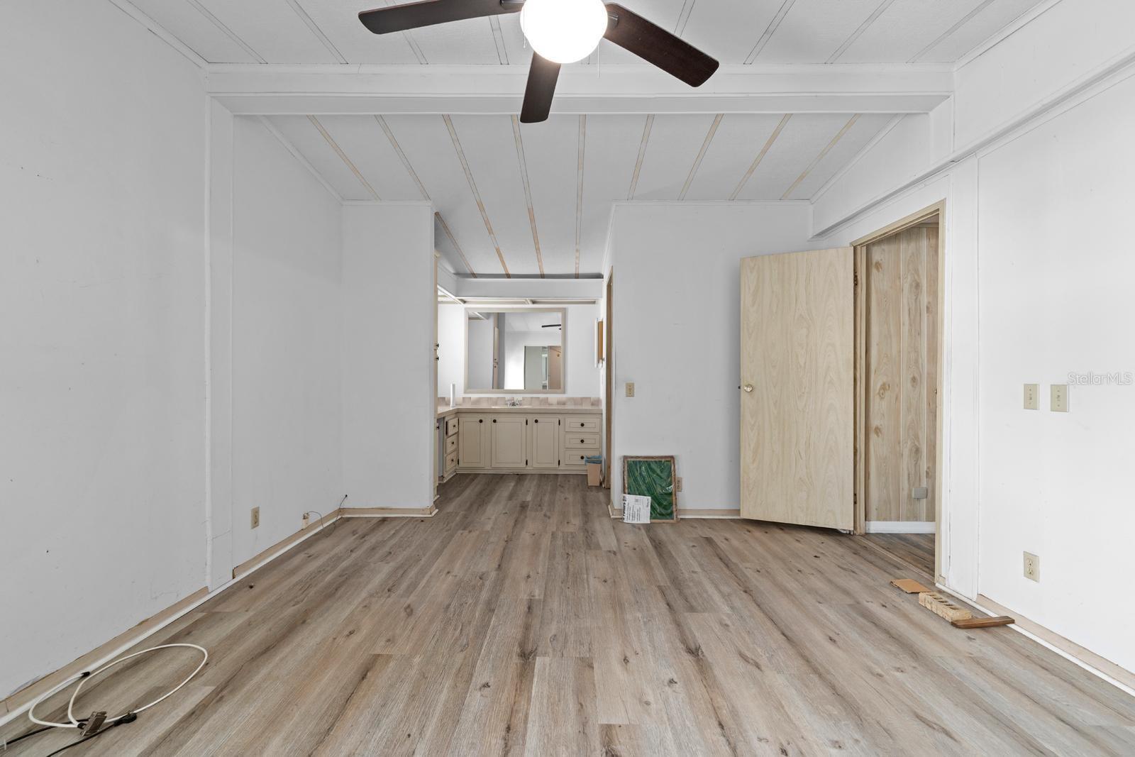 Image 13 of 28 For 5082 Fox Cliff Drive