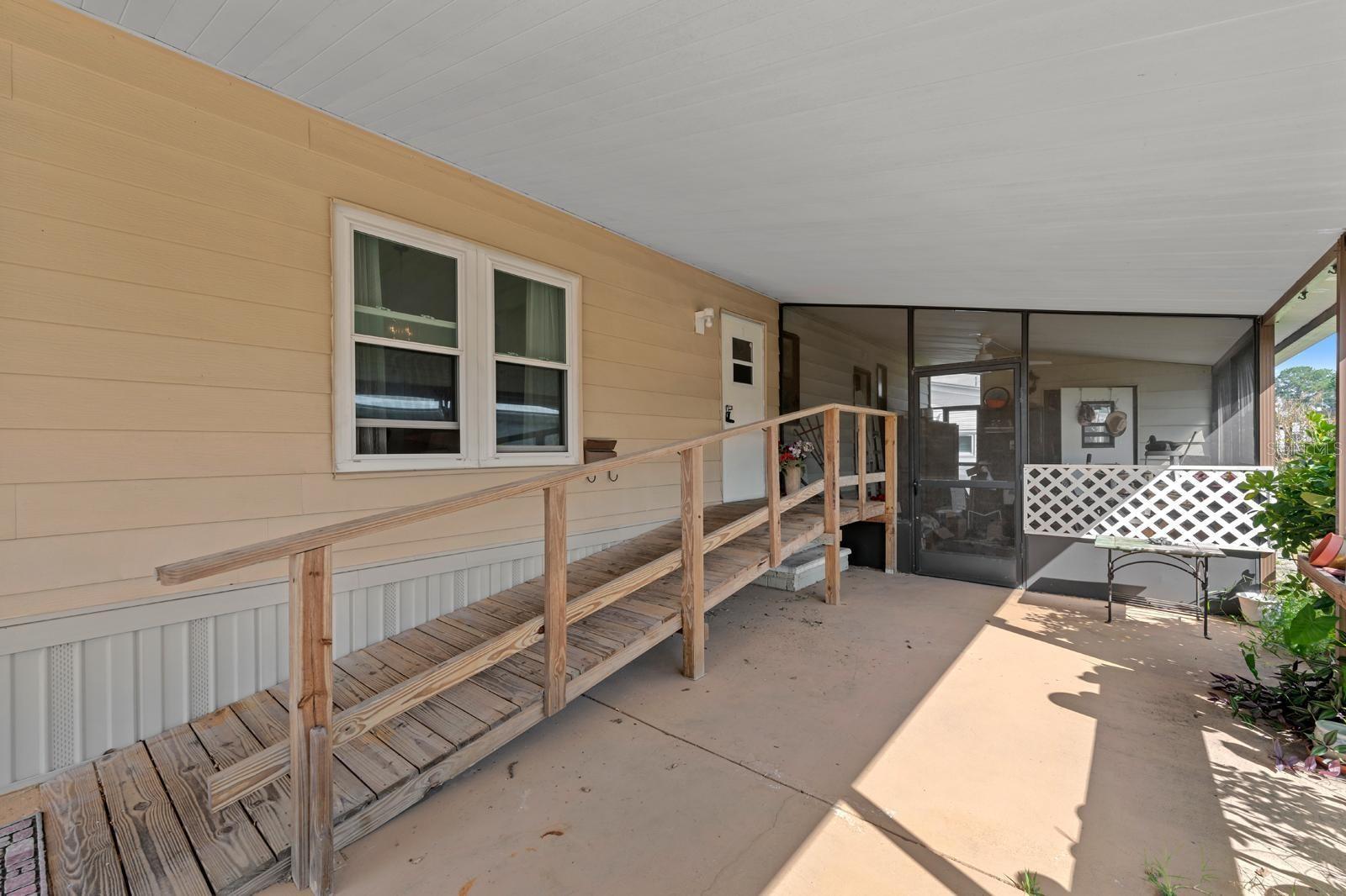 Image 17 of 28 For 5082 Fox Cliff Drive