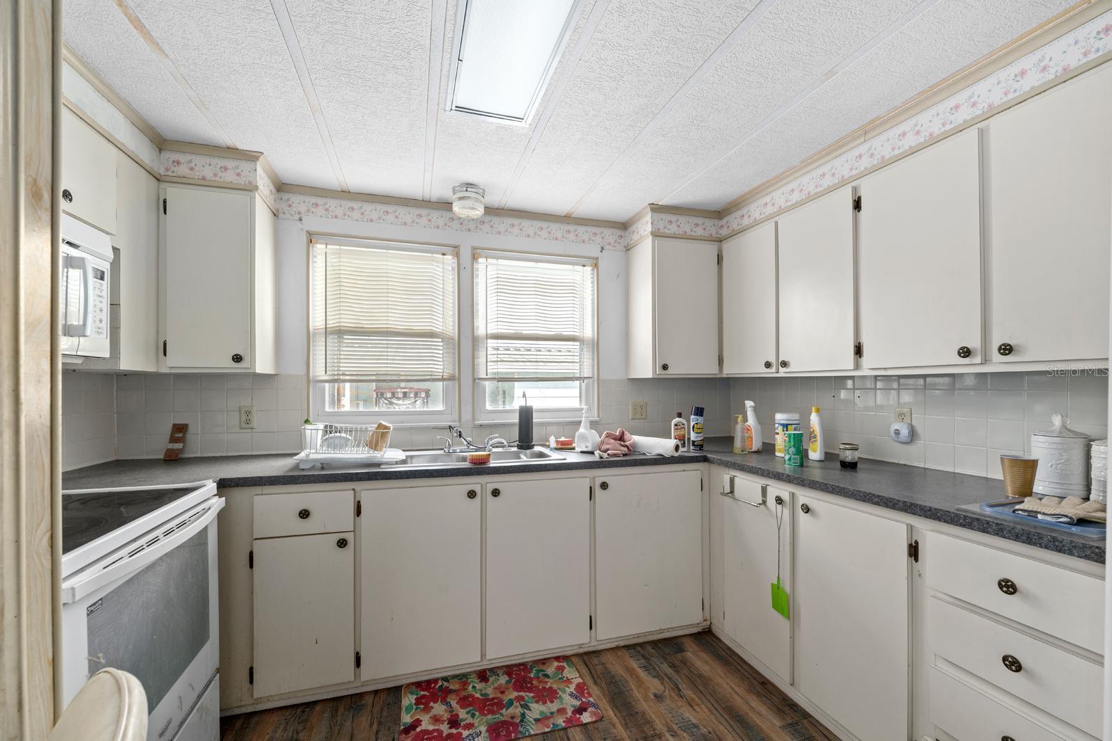 Image 8 of 28 For 5082 Fox Cliff Drive