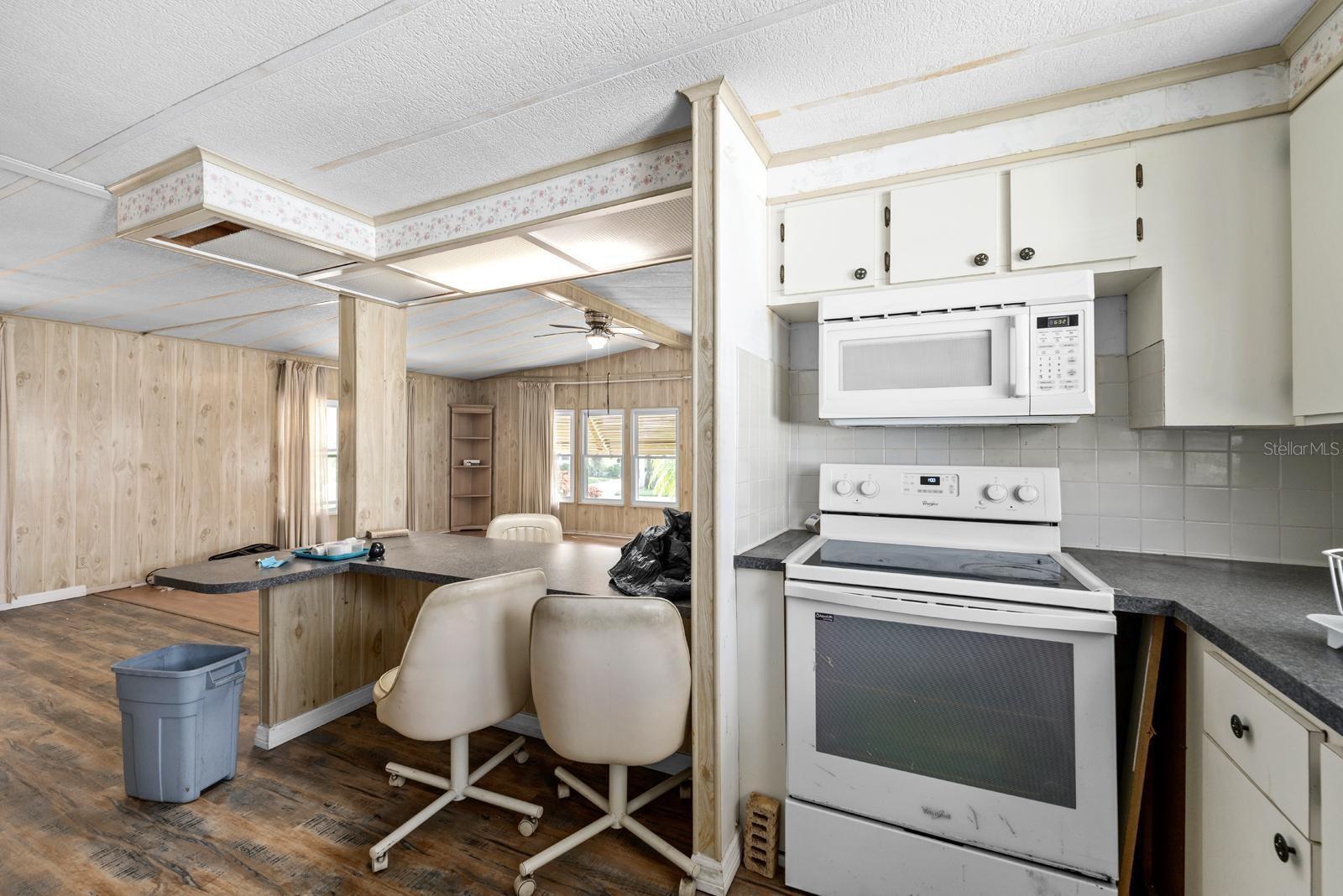 Image 9 of 28 For 5082 Fox Cliff Drive