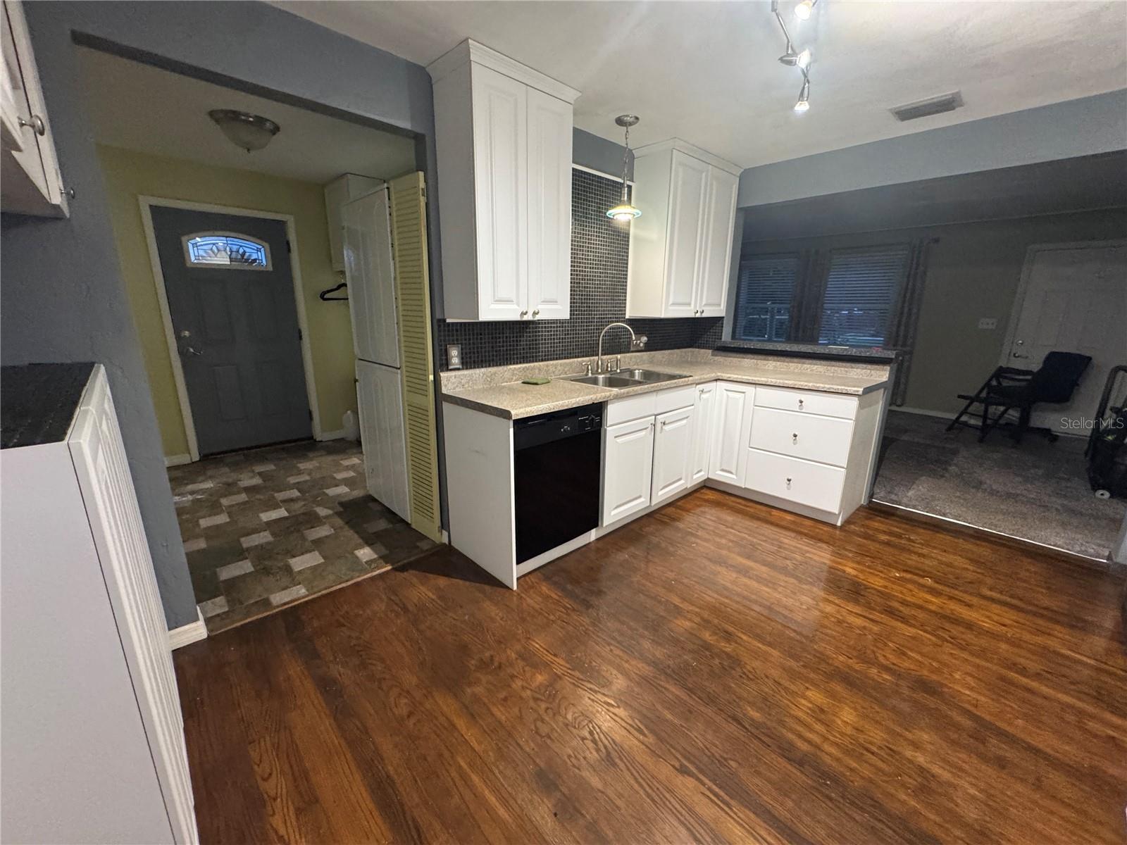 Image 21 of 49 For Address Not Provided