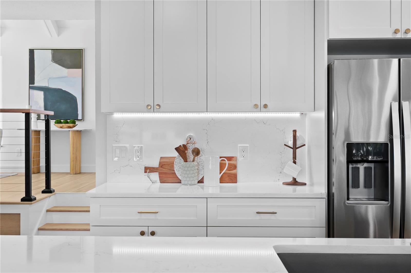 Image 16 of 57 For 403 Hermosita Drive