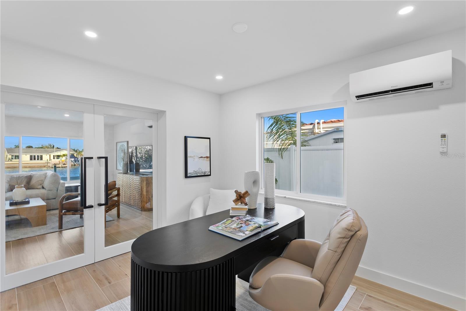 Image 25 of 57 For 403 Hermosita Drive