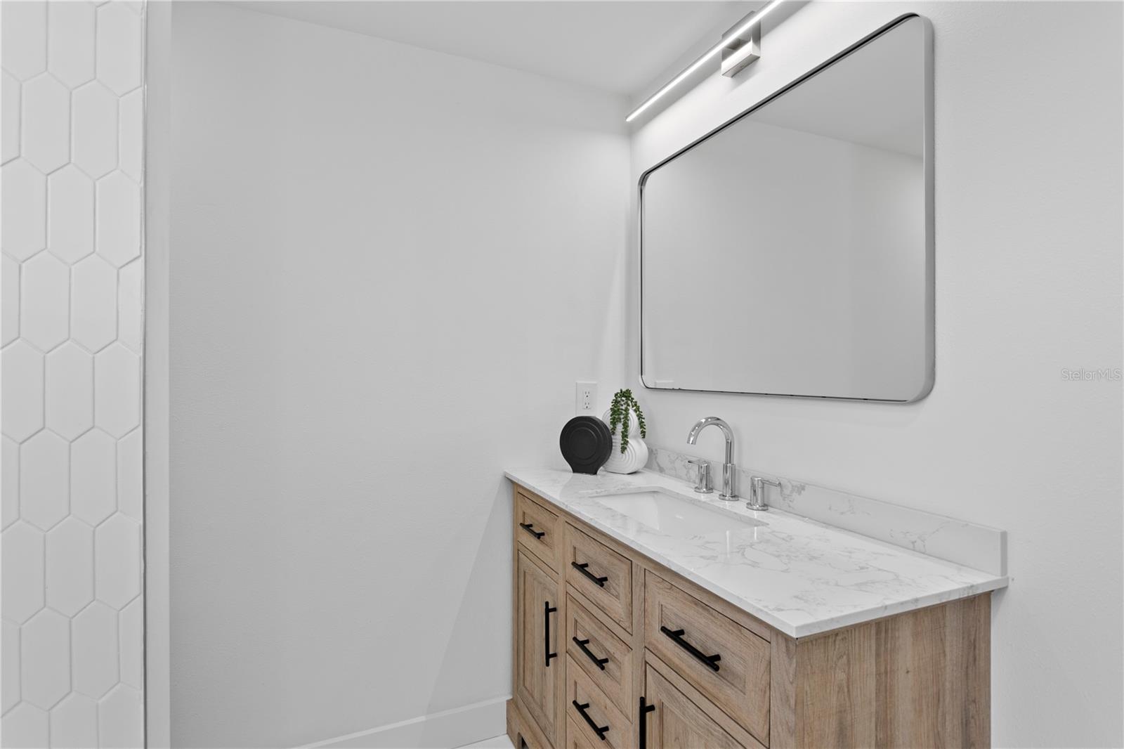 Image 40 of 57 For 403 Hermosita Drive