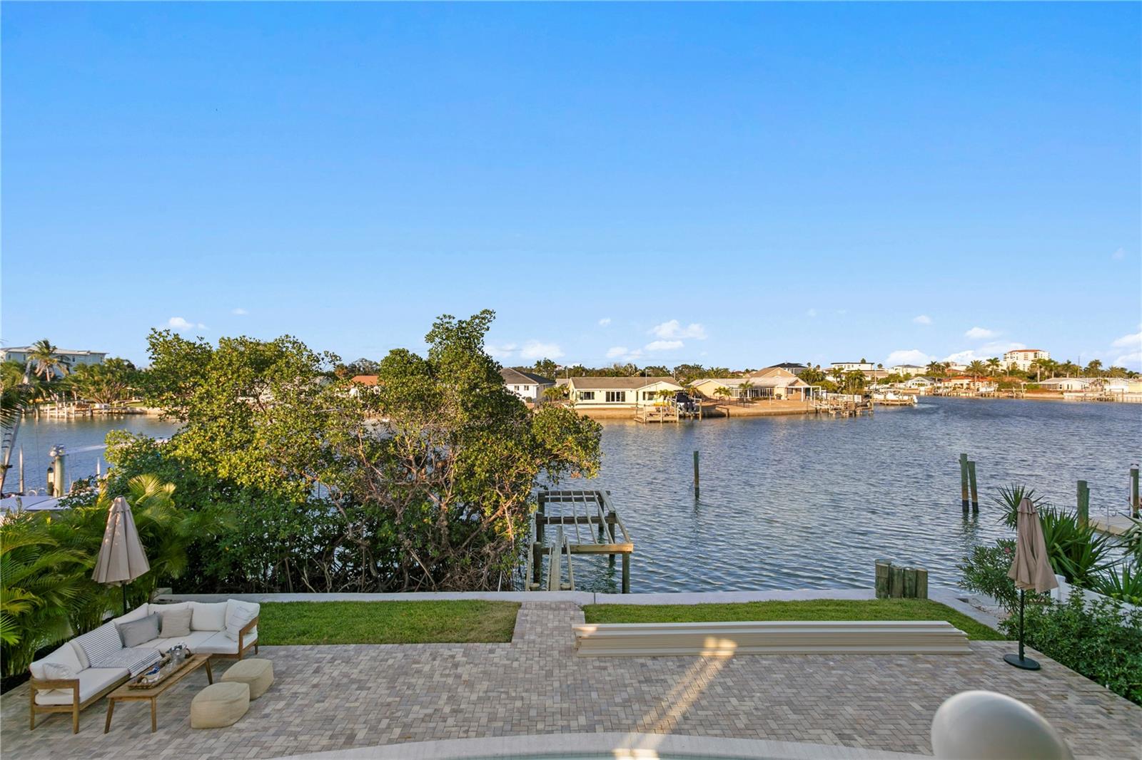 Image 47 of 57 For 403 Hermosita Drive