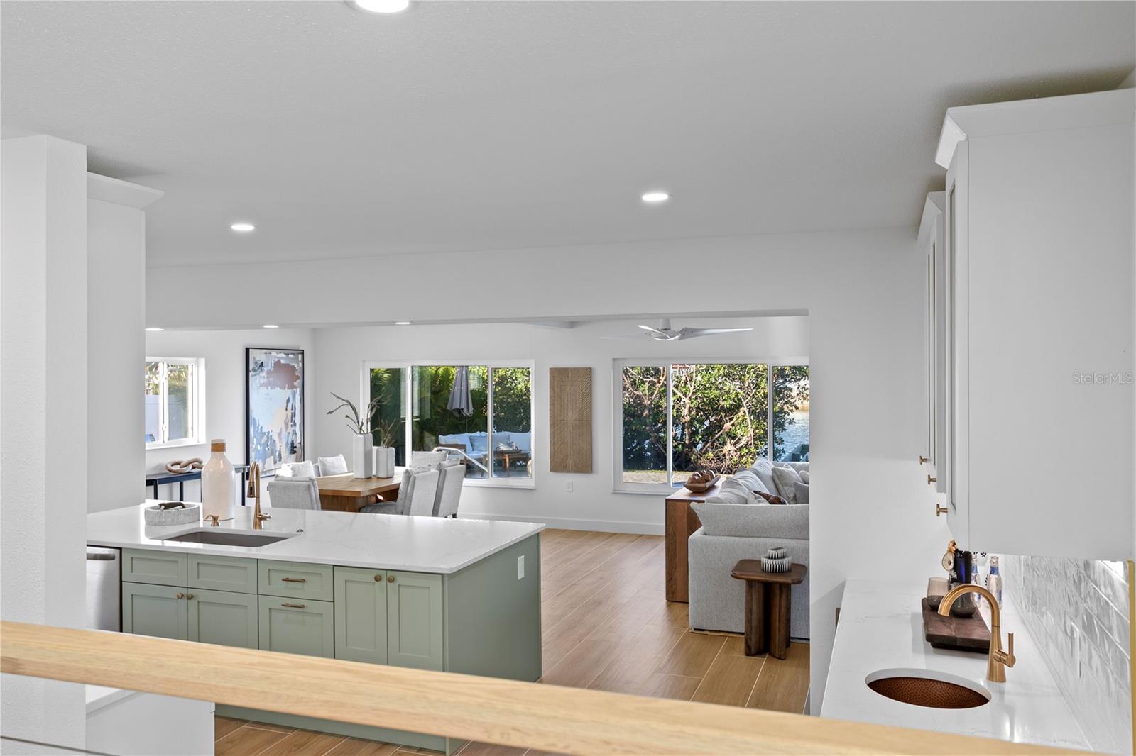 Image 6 of 57 For 403 Hermosita Drive