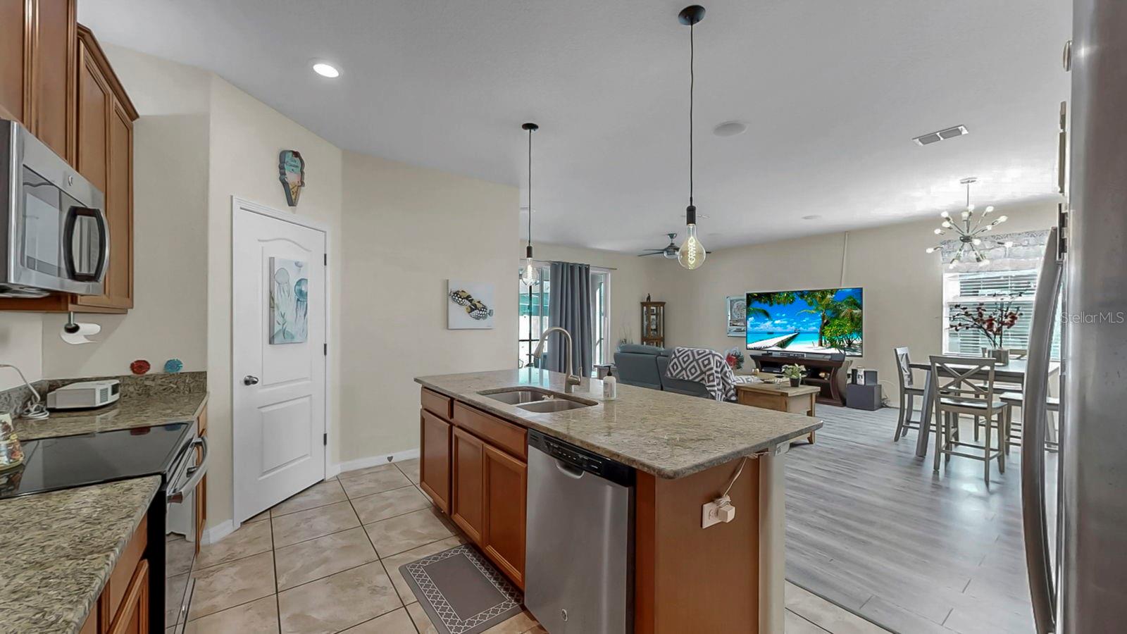 Image 17 of 48 For 2408 Nighthawk Landing Court