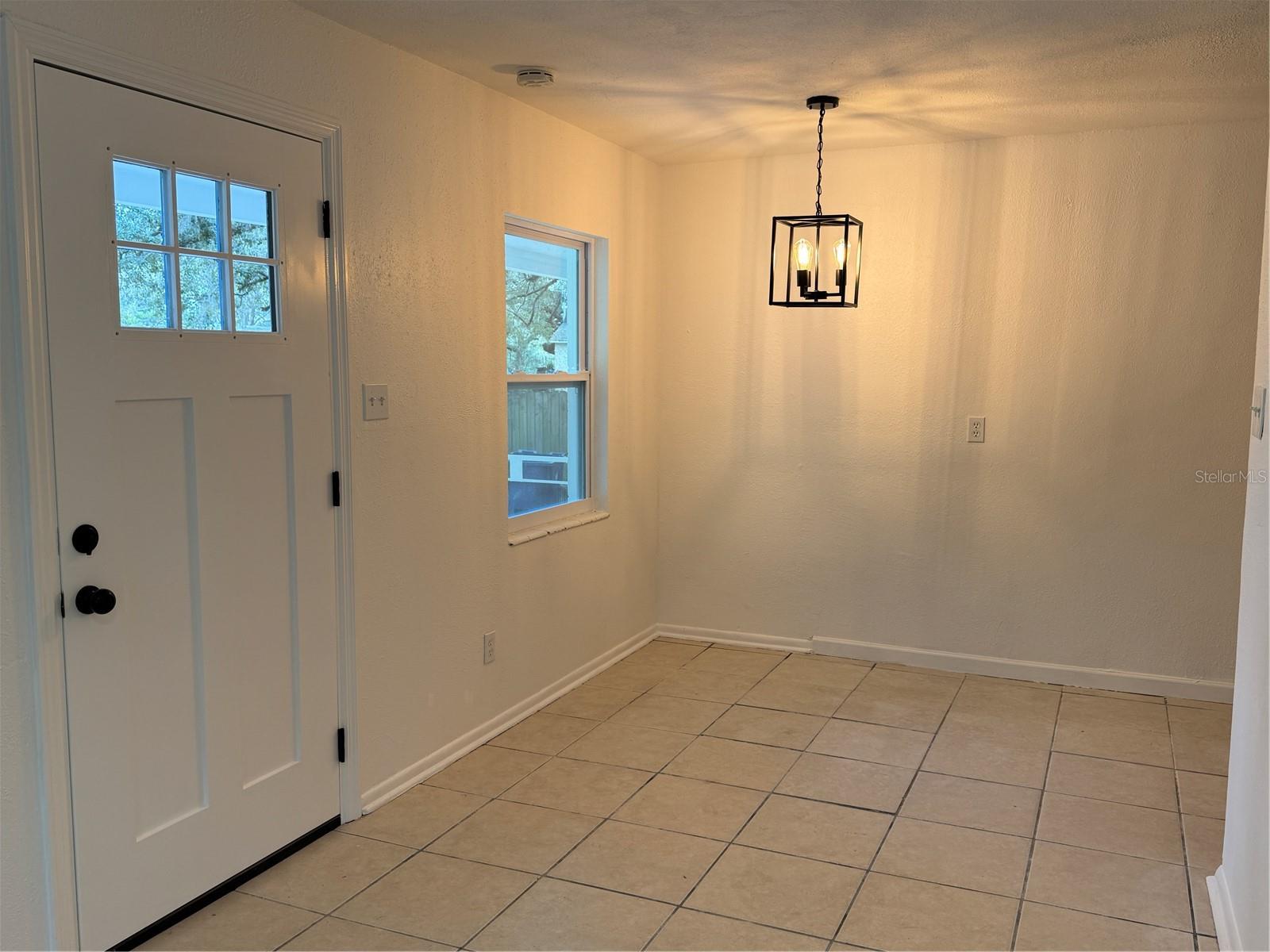 Image 3 of 14 For 1619 Marks Drive