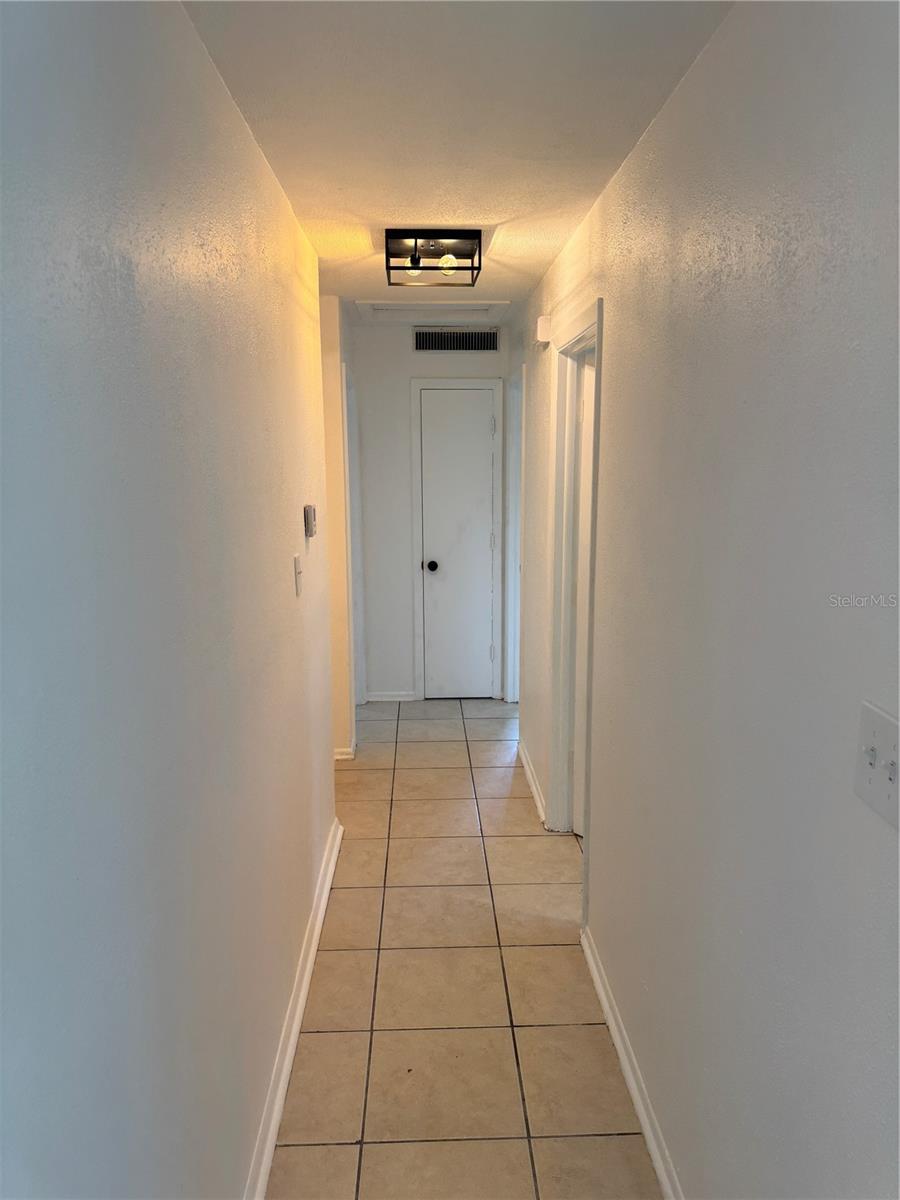 Image 7 of 14 For 1619 Marks Drive