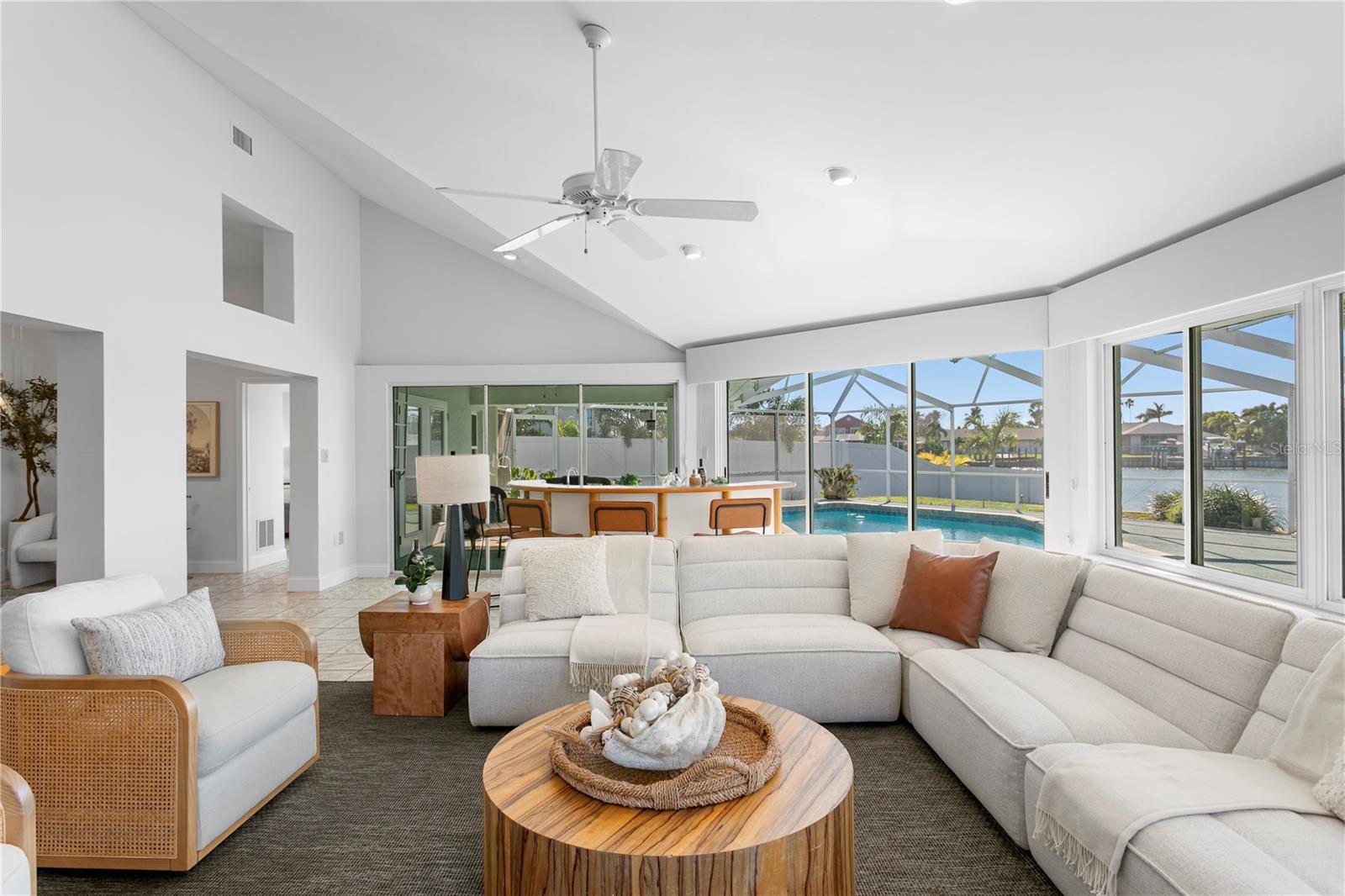 Image 13 of 56 For 251 Isle Drive