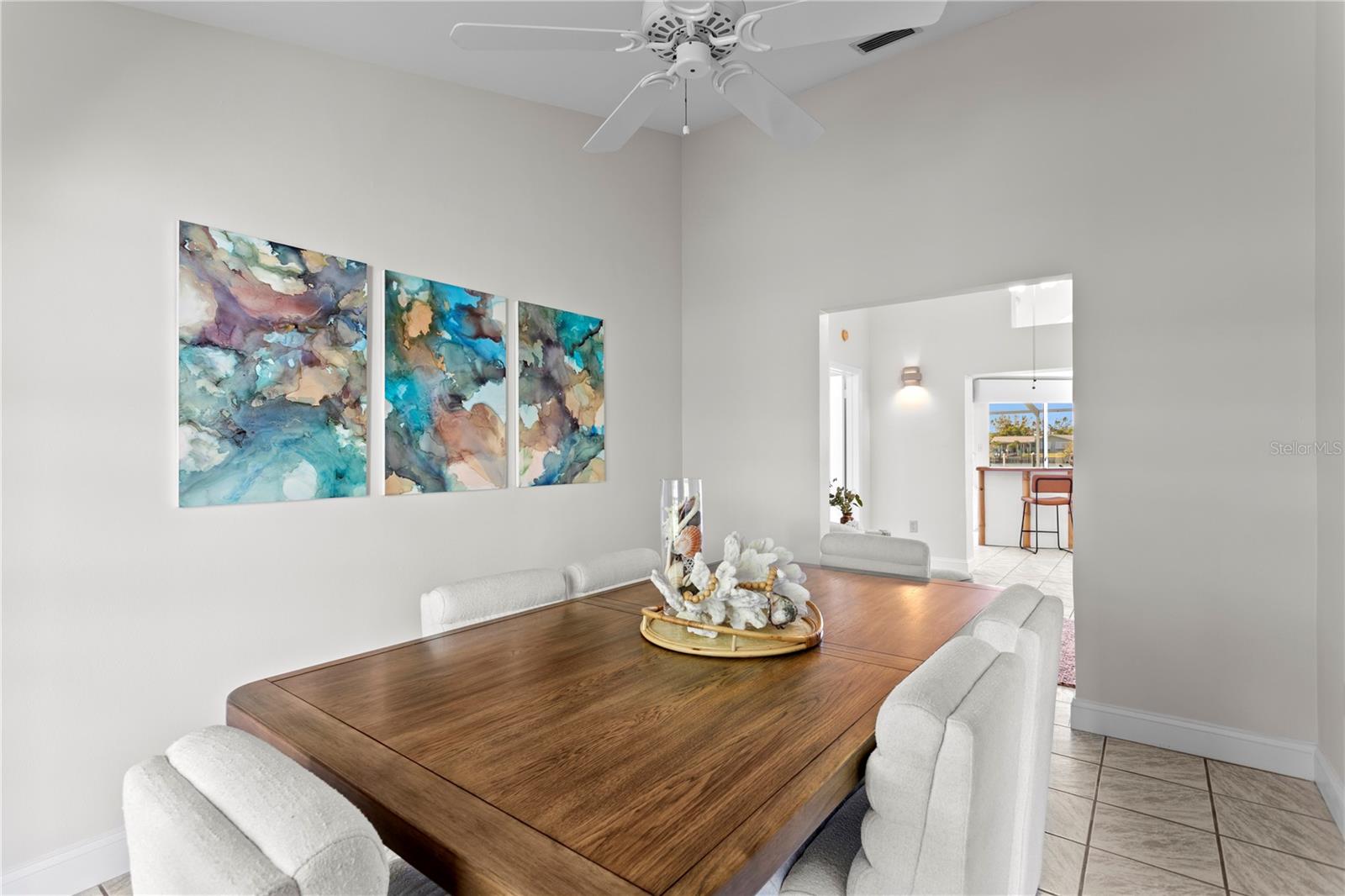 Image 21 of 56 For 251 Isle Drive