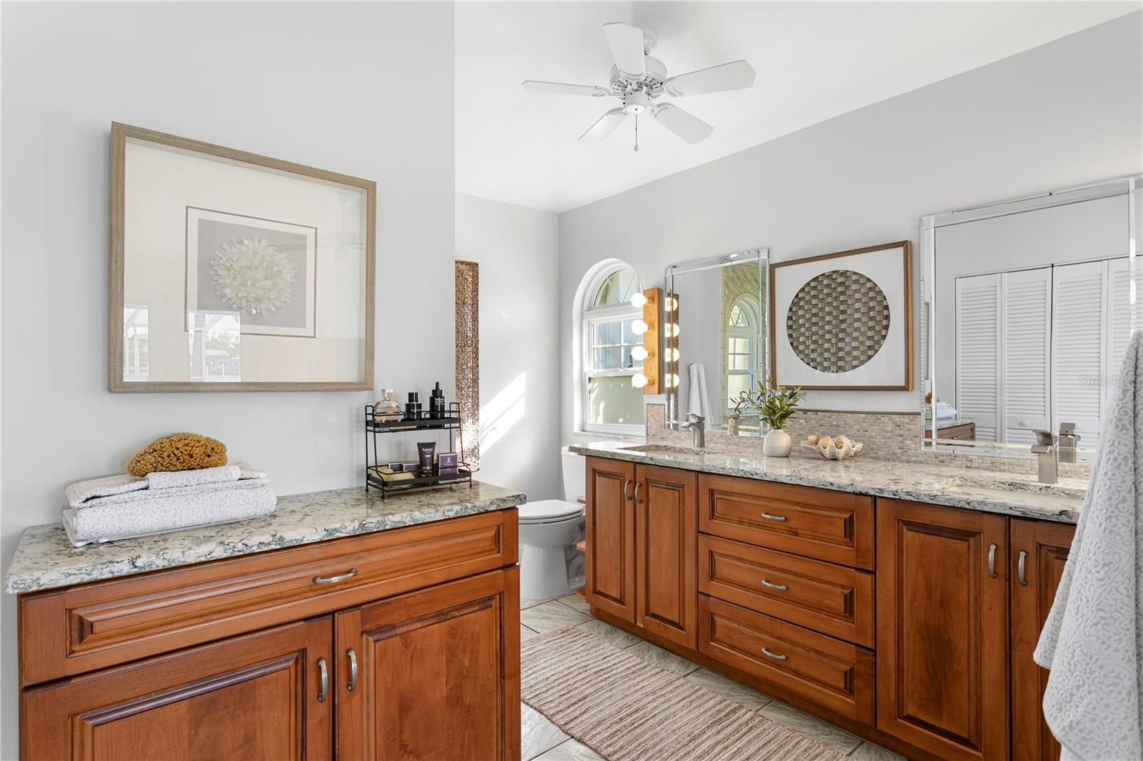 Image 32 of 56 For 251 Isle Drive