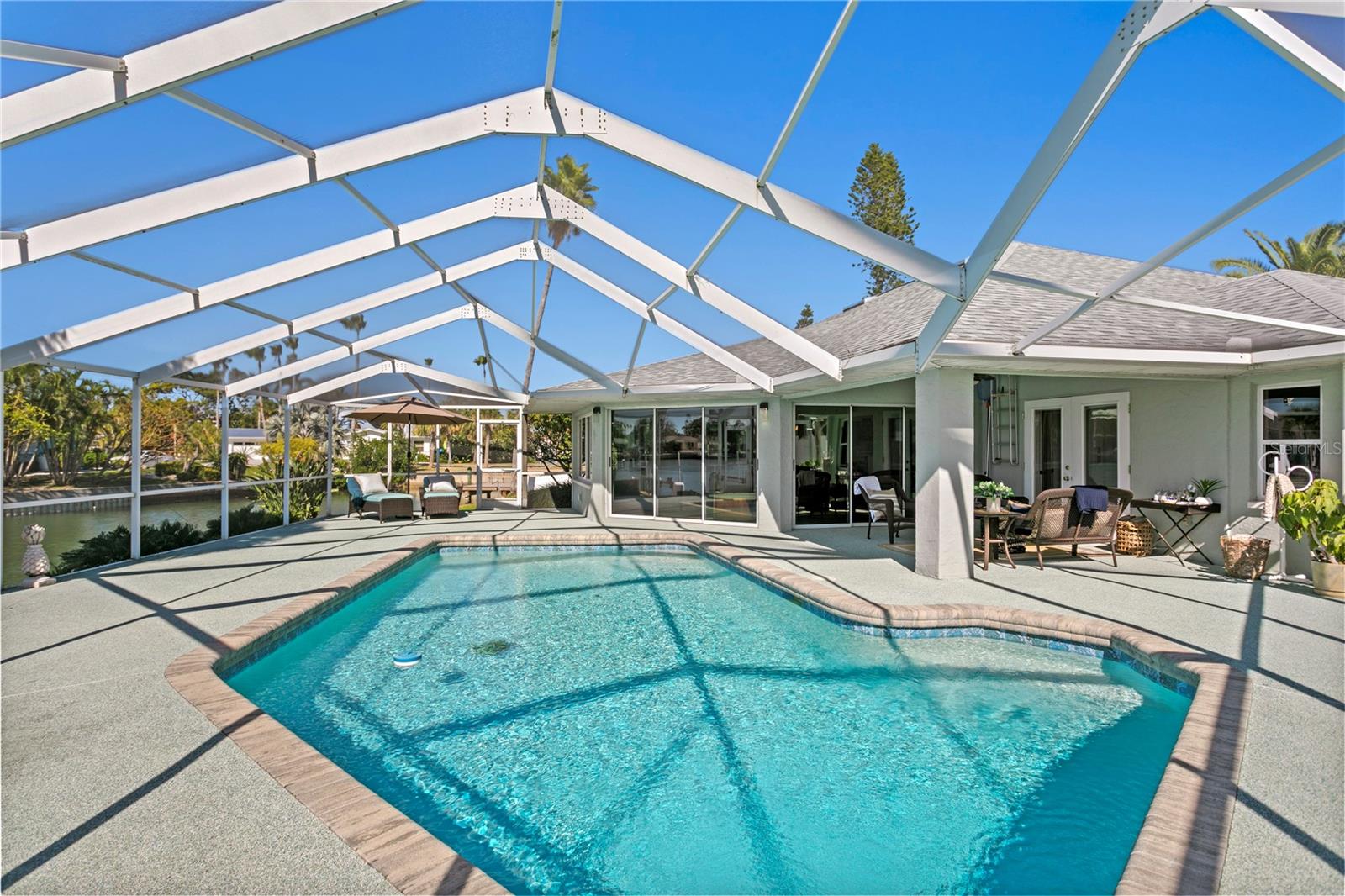 Image 42 of 56 For 251 Isle Drive