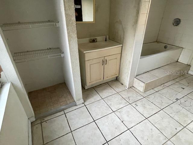 Image 10 of 13 For 1006 17th Avenue