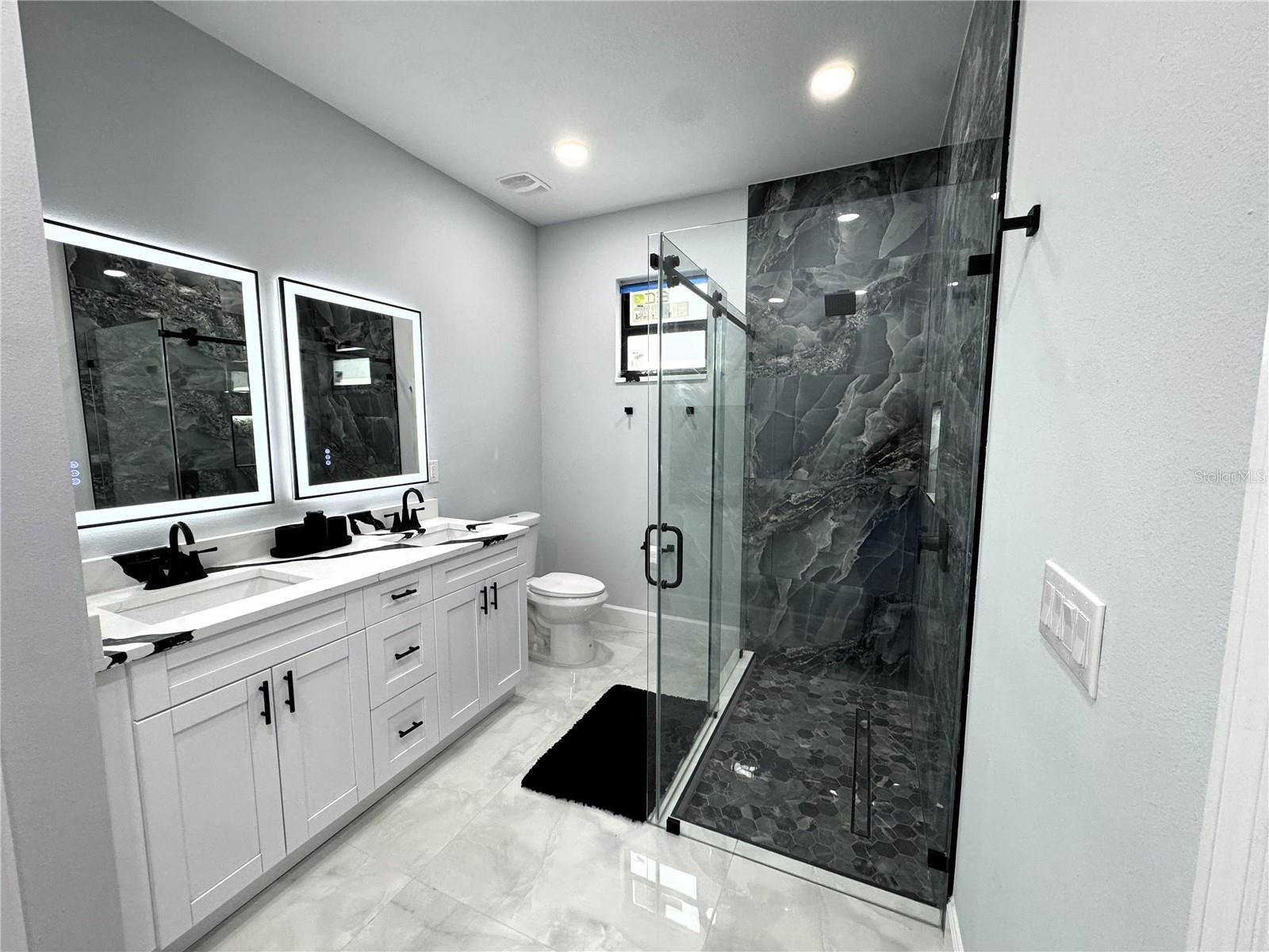 Image 15 of 31 For 313 31st Terrace