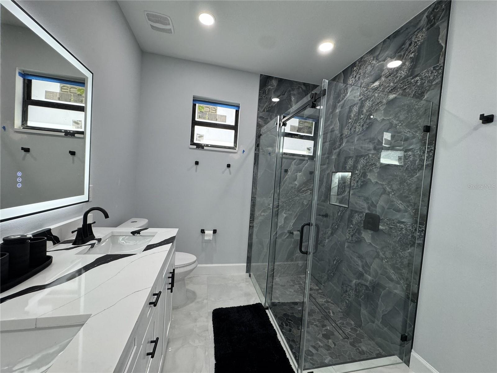 Image 16 of 31 For 313 31st Terrace