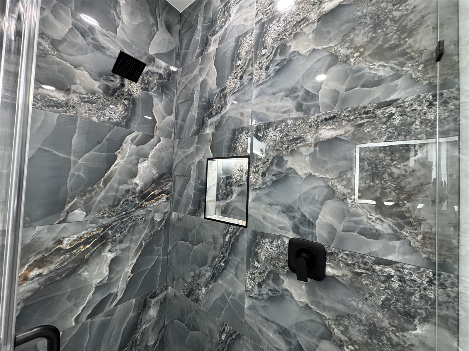 Image 17 of 31 For 313 31st Terrace